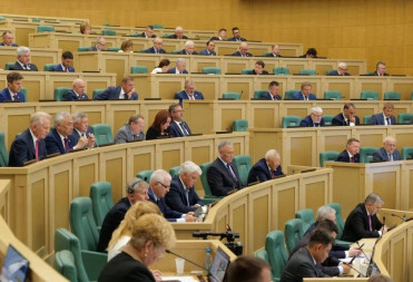 Губернатор в Совете Федерации отметил роль и поддержку Володина в развитии региона