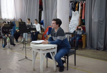 В честь Дня наставника областной театр оперетты провел экскурсии для участников фестиваля “Театральное Приволжье”