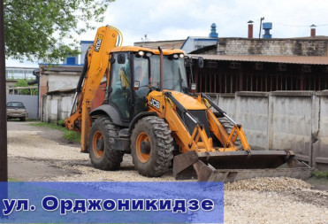 Николай Панков помог жителям частного сектора Балашова с ремонтом дорог