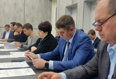 РАЙОННЫЕ ДЕПУТАТЫ ПРИНЯЛИ РЯД ВАЖНЫХ РЕШЕНИЙ