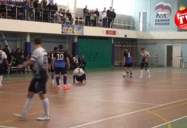 ЗАВЕРШИЛСЯ ГОРОДСКОЙ ТУРНИР ПО ФУТБОЛУ ПАМЯТИ БАЛАШОВСКИХ ТРЕНЕРОВ