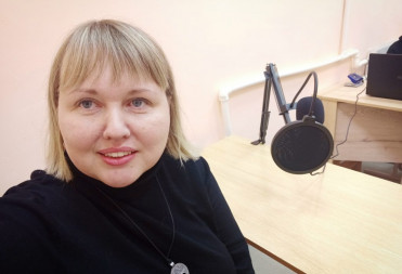 СЕГОДНЯ СВОЙ ДЕНЬ РОЖДЕНИЯ ОТМЕЧАЕТ НАША КОЛЛЕГА ОЛЬГА КОМАРОВА