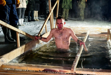 В БАЛАШОВЕ ПРОШЛИ КРЕЩЕНСКИЕ КУПАНИЯ