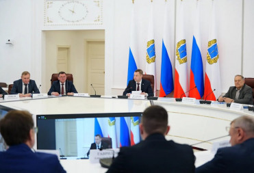 В НОВОЕ РЕШЕНИЕ ПО РАССЕЛЕНИЮ ИЗ АВАРИЙНОГО ЖИЛЬЯ ВОШЕЛ И БАЛАШОВ