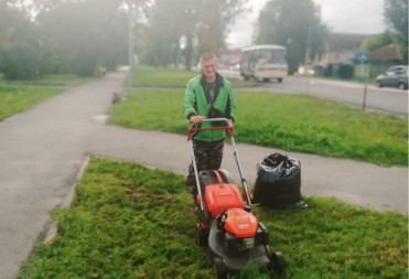 БАЛАШОВСКИЕ КОММУНАЛЬЩИКИ ПРОВОДЯТ РАБОТЫ ПО БЛАГОУСТРОЙСТВУ ГОРОДА