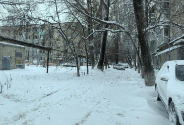 ОБЛАСТНОЙ ДЕПУТАТ АЛЕКСЕЙ КОЛЬЦОВ РАСКРИТИКОВАЛ РАБОТУ УПРАВЛЯЮЩИХ КОМПАНИЙ ПО ОЧИСТКЕ СНЕГА ВО ДВОРАХ МКД