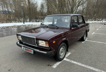 САМЫЙ ПОПУЛЯРНЫЙ АВТОМОБИЛЬ В РОССИИ ВАЗ-2107