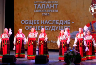 ЛЮДИ СЕРЕБРЯНОГО ВОЗРАСТА ПОКАЗАЛИ ТАЛАНТЫ НА БАЛАШОВСКОЙ СЦЕНЕ