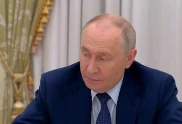 Президент России Владимир Путин заявил, что полностью поддерживает кандидатуру Вячеслава Володина на пост Председателя Государственной Думы IX созыва