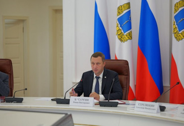 РОМАН БУСАРГИН ОБСУДИЛ ТЕКУЩУЮ ОБСТАНОВКУ В РЕГИОНЕ
