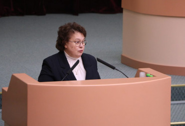 Многодетным семьям в Саратовской области могут продлить срок получения компенсации платы за обучение детей в колледжах