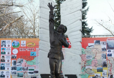 СЕГОДНЯ – ДЕНЬ ПАМЯТИ РУССКИХ СОЛДАТ, ПОГИБШИХ В ЧЕЧНЕ