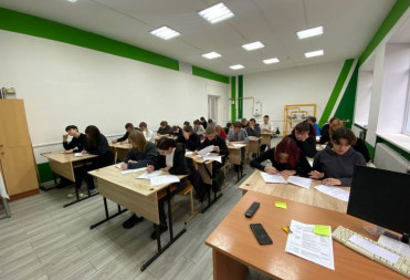 В БАЛАШОВЕ НАПИСАЛИ АГРАРНЫЙ ДИКТАНТ