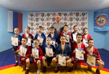 БАЛАШОВСКИЙ «БУРЕВЕСТНИК» ПОКАЗАЛ ОТЛИЧНЫЙ РЕЗУЛЬТАТ ПО САМБО