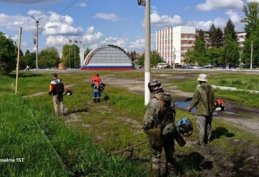 БАЛАШОВСКИЕ КОММУНАЛЬНЫЕ СЛУЖБЫ ПРОДОЛЖАЮТ РАБОТЫ ПО БЛАГОУСТРОЙСТВУ ОБЩЕСТВЕННЫХ ТЕРРИТОРИЙ