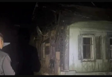 НА ПОЖАРЕ В ЧАСТНОМ ДОМЕ ПОГИБЛИ ДВОЕ