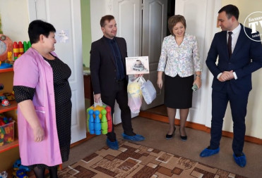 В СЕЛЕ КРАСНАЯ КУДРЯВКА БАЛАШОВСКОГО РАЙОНА СНОВА РАБОТАЕТ ДЕТСКИЙ САД