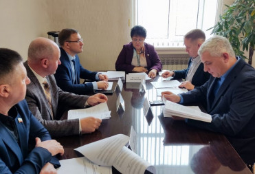 НА ДОЛЖНОСТЬ ГЛАВЫ БАЛАШОВСКОГО РАЙОНА ПРЕДСТАВЛЕНЫ ДВЕ КАНДИДАТУРЫ