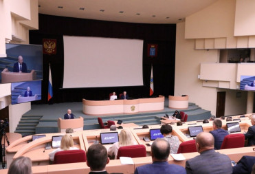 Большинство выпускников школ Саратовской области выбирают местные вузы и колледжи