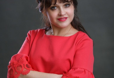 АКТРИСА ЕВГЕНИЯ ЗИМИНА УДОСТОЕНА НОМИНАЦИИ «ГЛАВНАЯ ЖЕНСКАЯ РОЛЬ» НА «ТЕАТРАЛЬНОМ ПРИХОПЕРЬЕ»