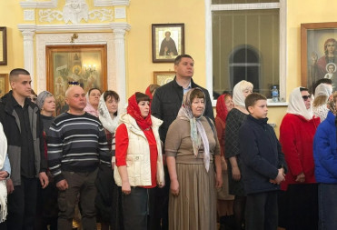 Депутат Саратовской областной Думы Алексей Кольцов поздравил православных верующих с праздником Светлой Пасхи