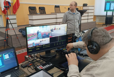 БАЛТВ ГОТОВИТСЯ К ПРЯМОМУ ЭФИРУ