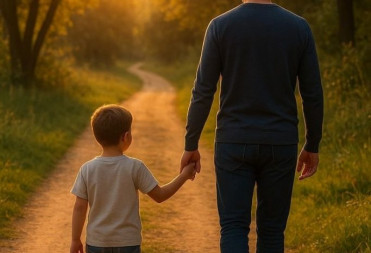 МИХАИЛ ЗАХАРОВ ПОЗДРАВИЛ БАЛАШОВЦЕВ С ДНЕМ ОТЦА