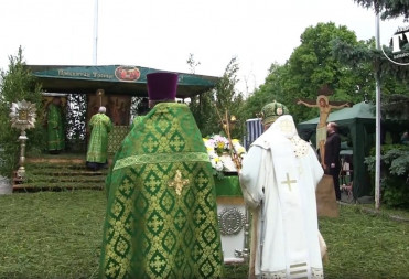 В БАЛАШОВЕ ОТМЕТИЛИ ГЛАВНЫЙ ПРАВОСЛАВНЫЙ ПРАЗДНИК СВЯТОЙ ТРОИЦЫ