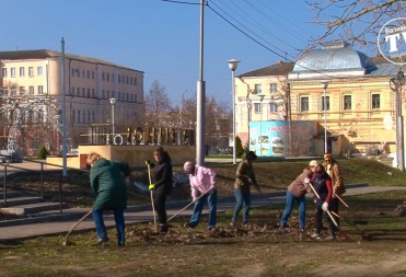 В БАЛАШОВЕ ПРОШЕЛ ОБЩЕГОРОДСКОЙ СУББОТНИК