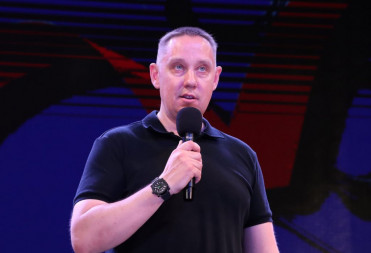 ОБЛАСТНОЙ ДЕПУТАТ СЕРГЕЙ ГЛАДКОВ ОБРАТИЛСЯ К МЕДИЦИНСКИМ РАБОТНИКАМ С ПОЗДРАВЛЕНИЕМ