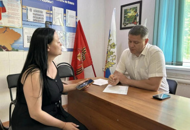АЛЕКСЕЙ КОЛЬЦОВ ВСТРЕТИЛСЯ С ЖИТЕЛЯМИ БОЛЬШЕМЕЛИКСКОГО МУНИЦИПАЛЬНОГО ОБРАЗОВАНИЯ