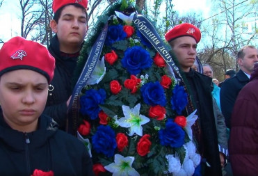 БАЛАШОВЦЫ ПОЧТИЛИ ПАМЯТЬ ЛИКВИДАТОРОВ ПОСЛЕДСТВИЙ НА ЧЕРНОБЫЛЬСКОЙ АЭС