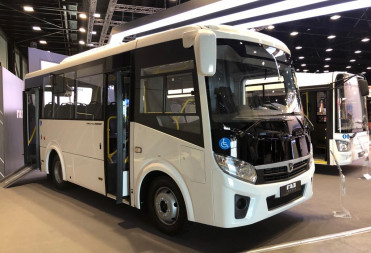 МИХАИЛ ЗАХАРОВ ПОЗДРАВИЛ АВТОМОБИЛИСТОВ С ПРАЗДНИКОМ