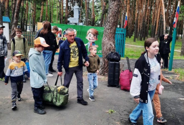 ЛАГЕРЬ «КОЛОС» ПРИНИМАЕТ ПЕРВЫХ ОТДЫХАЮЩИХ