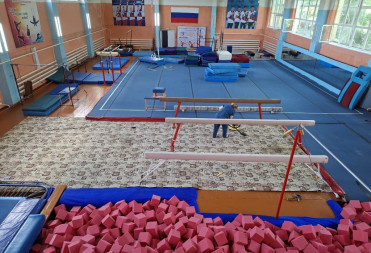 В ЗАЛЕ СПОРТИВНОЙ ГИМНАСТИКИ ЗАВЕРШЕН КОМПЛЕКС РАБОТ ПО ПОДГОТОВКЕ К НОВОМУ СЕЗОНУ ТРЕНИРОВОК
