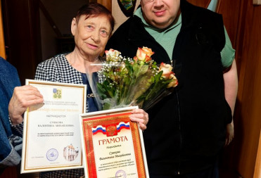 ЖЕНЩИНА, ВСЮ ЖИЗНЬ ПОСВЯТИВШАЯ КИНО, ОТМЕЧАЕТ ЮБИЛЕЙ
