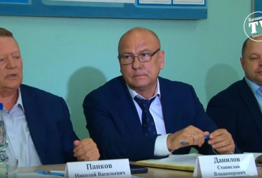 НИКОЛАЙ ПАНКОВ В БАЛАШОВЕ ПРОВЕЛ ВСТРЕЧУ С УПРАВЛЯЮЩИМИ КОМПАНИЯМИ И ПРЕДСТАВИТЕЛЯМИ ЖИЛЫХ ДОМОВ