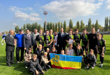 Балашовские футболисты стали призерами крупного областного турнира