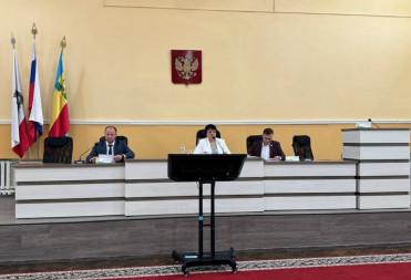 Состоялось 104 внеочередное заседание Собрания депутатов Балашовского муниципального района