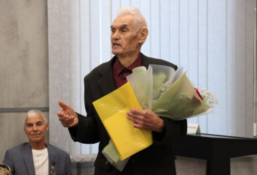 НА ЗАСЕДАНИИ СОБРАНИЯ ДЕПУТАТОВ ОБЪЯВЛЕНЫ НОВЫЕ ПОЧЕТНЫЕ ГРАЖДАНЕ БАЛАШОВСКОГО РАЙОНА