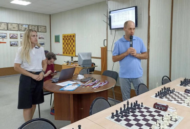 БАЛАШОВЦЫ СРАЗИЛИСЬ В ШАХМАТНОМ ПОЕДИНКЕ