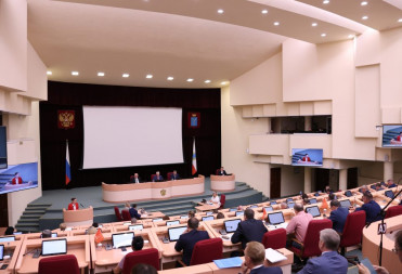В бюджете Саратовской области на 2026 год учтены поправки в размере 1,8 млрд рублей