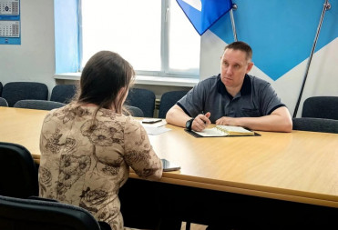 СЕРГЕЙ ГЛАДКОВ ПООБЩАЛСЯ С ЧЛЕНАМИ СЕМЕЙ УЧАСТНИКОВ СПЕЦИАЛЬНОЙ ВОЕННОЙ ОПЕРАЦИИ