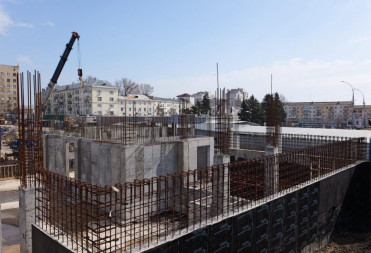 Володин на железнодорожном вокзале: ЛЮДИ ЖДУТ, ищите решение, чтобы в этом году сдать