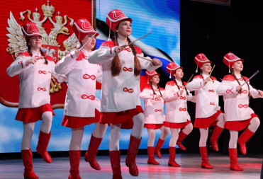 ПРЯМАЯ ТРАНСЛЯЦИЯ ТОРЖЕСТВЕННОГО МЕРОПРИЯТИЯ “ГЕРОЯМ ОТЕЧЕСТВА – СЛАВА И ЧЕСТЬ”