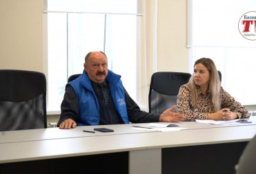САРАТОВСКИЙ ЮРИСТ ОЛЕГ ДЕВЯТОВ ПООБЩАЛСЯ С БАЛАШОВСКОЙ МОЛОДЕЖЬЮ