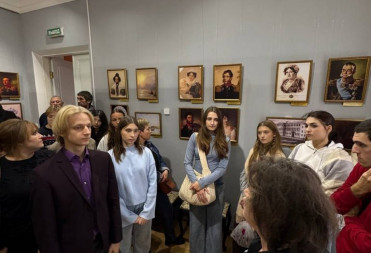 Балашовский драматический театр побывал на выставках Борисоглебска