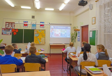 Саратовских школьников приглашают принять участие в единой культурно-просветительской акции «Я – россиянин»