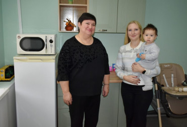 В БАЛАШОВСКОМ ИНСТИТУТЕ СГУ ОТКРЫЛАСЬ КОМНАТА МАТЕРИ И РЕБЁНКА