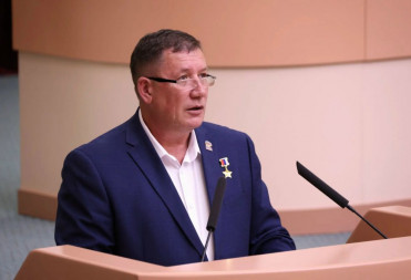 Александр Янклович призвал ввести ответственность для «ряженых» военнослужащих